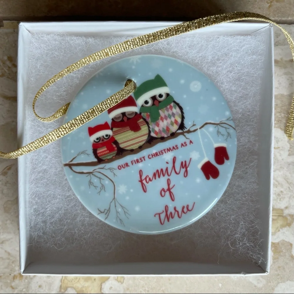 NWOT “Family of 3” Christmas Ornament